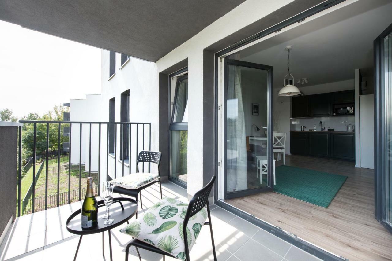 Superapart Augustowka 73 "Sleek 1Br Home With Balcony & Pet-Friendly" وارسو المظهر الخارجي الصورة